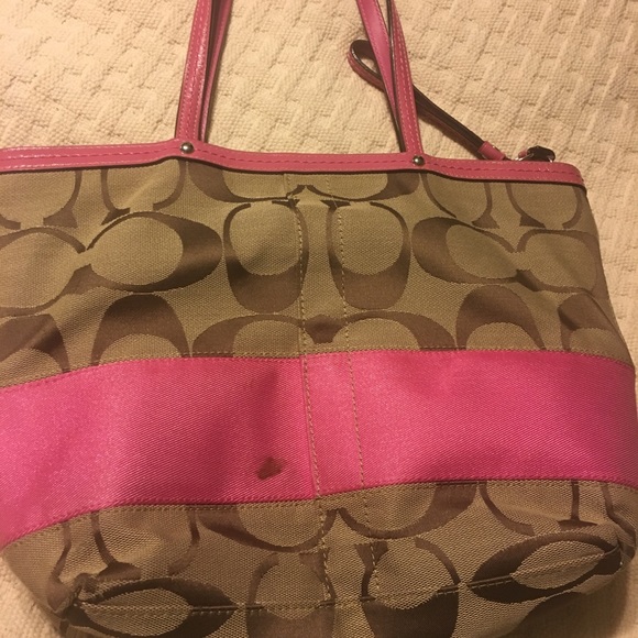 Coach purse - Picture 4 of 4